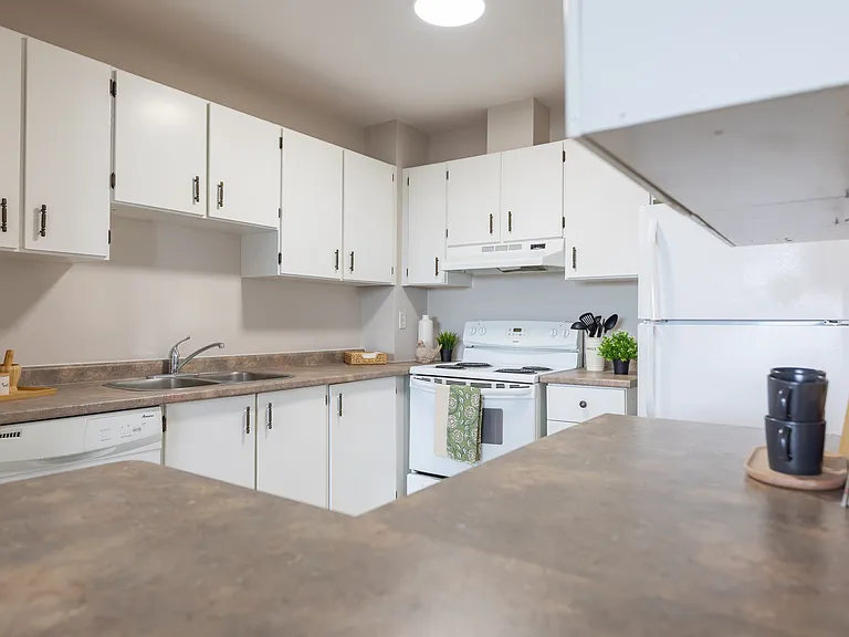 35 Bredin Pkwy — Photo 7
