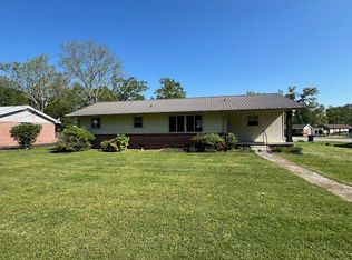 1223 Oak Dr, Manchester, TN 37355