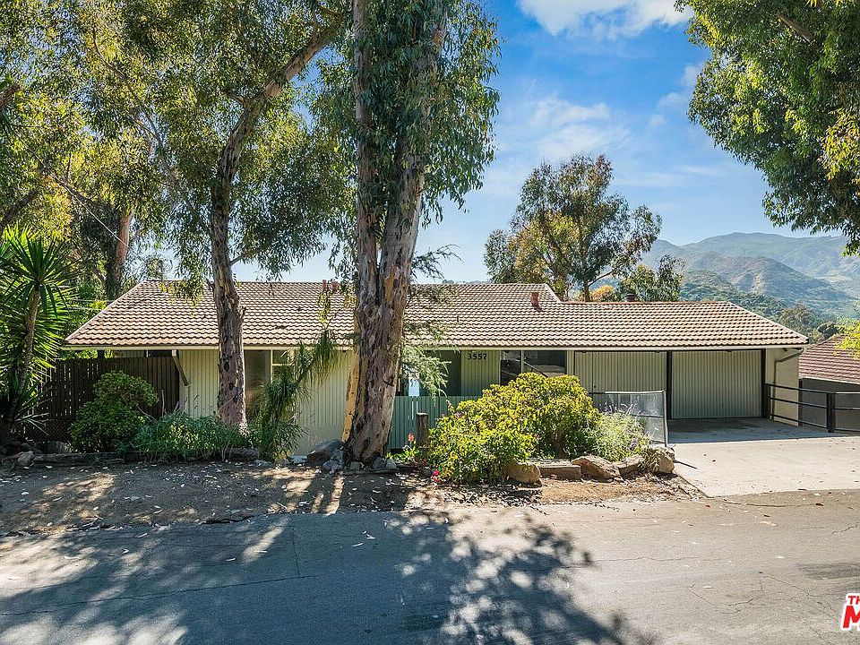 3557 Serra Rd, Malibu, CA 90265 | Zillow