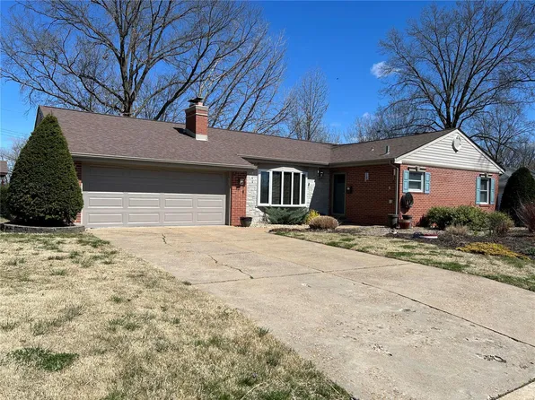 1515 1st Pkwy, Washington, MO 63090