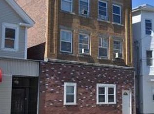 138 Newbury St, Lawrence, MA 01841