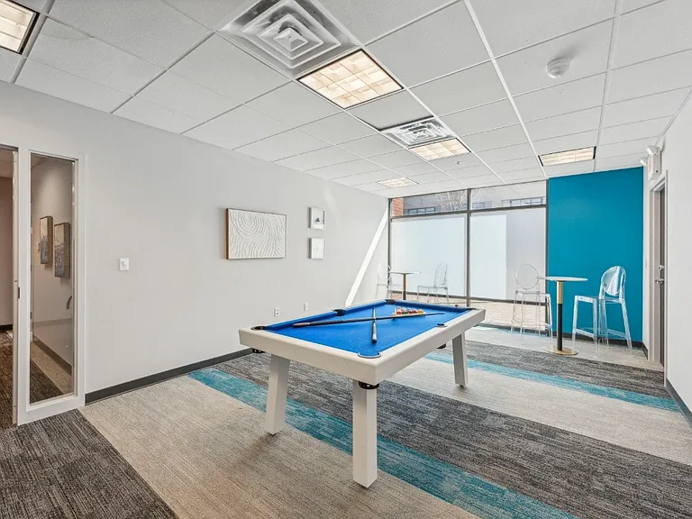 Residences at Manchester Place — Photo 18
