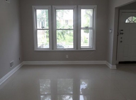 5th image of 522 N Grove St