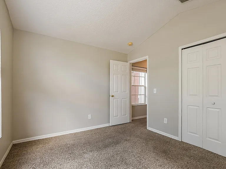 2331 Cobblefield Cir — Photo 10