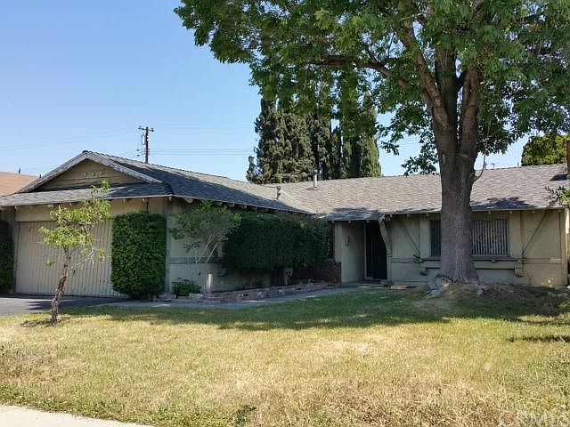 1st image of 852 N San Diego Ave