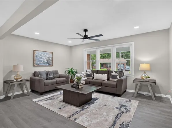 1109 Lakeview Dr, Portsmouth, VA 23701
