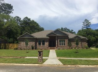 4077 Bond Cir, Niceville, FL 32578