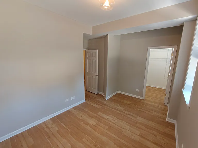 4946 N Ridgeway Ave #3 — Photo 21