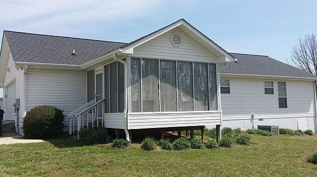 2nd image of 739 Calloway Dr