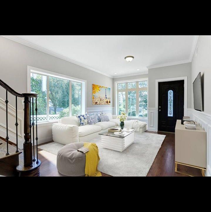 1st image of 12 Tompkins Cir