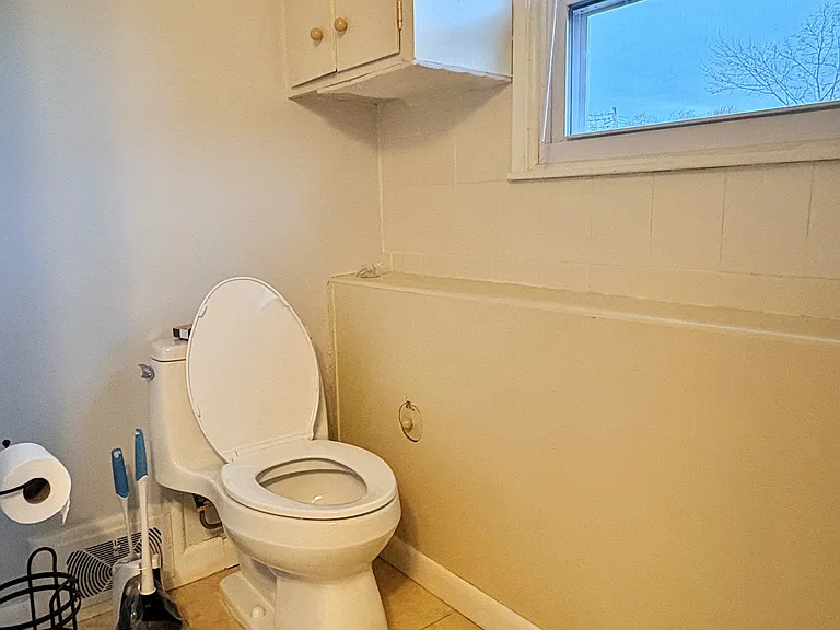 253 Humphrey St #2 — Photo 12