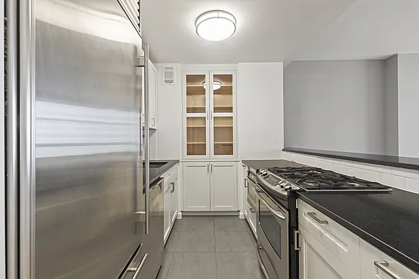 Rented by Tourma Realty LLC | media 20