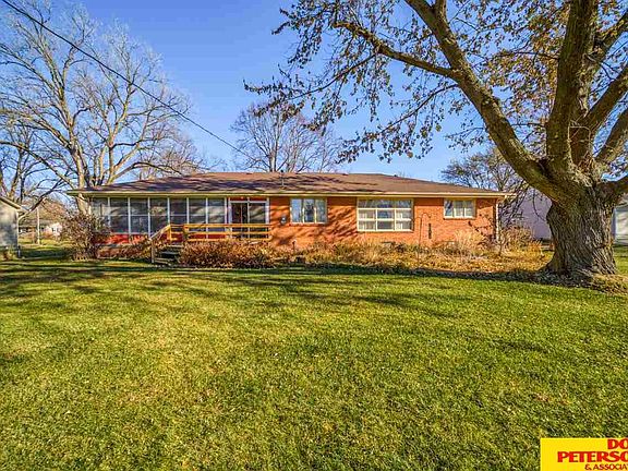 2nd image of 4449 Western Dr