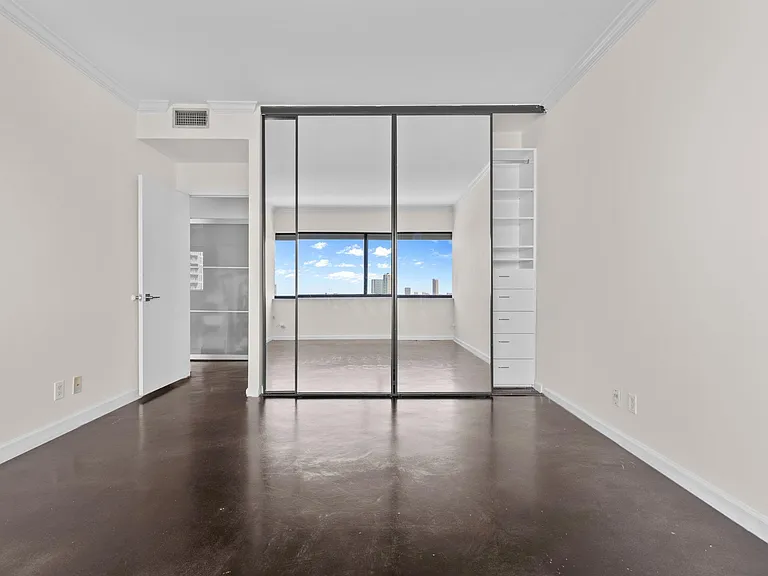 5000 Montrose Blvd #16B — Photo 10