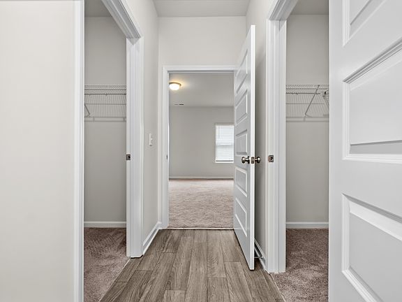 5th image of 1109 Southerlynn Dr Lot 15