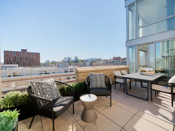 68 Bradhurst Avenue image 1 of 9