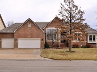 646 N 18th Fairway, Andover, KS 67002