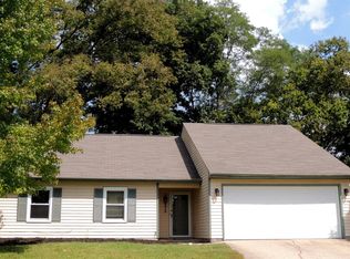 3212 Hunters Point Dr, Lexington, KY 40515
