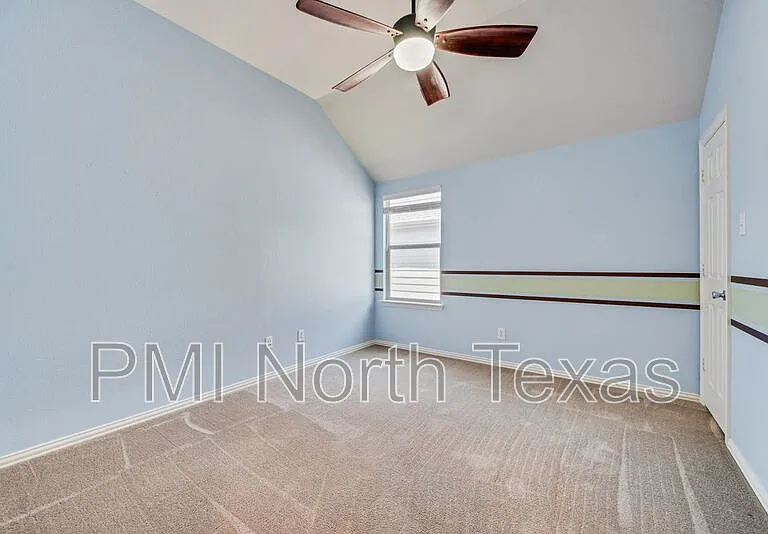 10516 Bolivar Dr — Photo 17