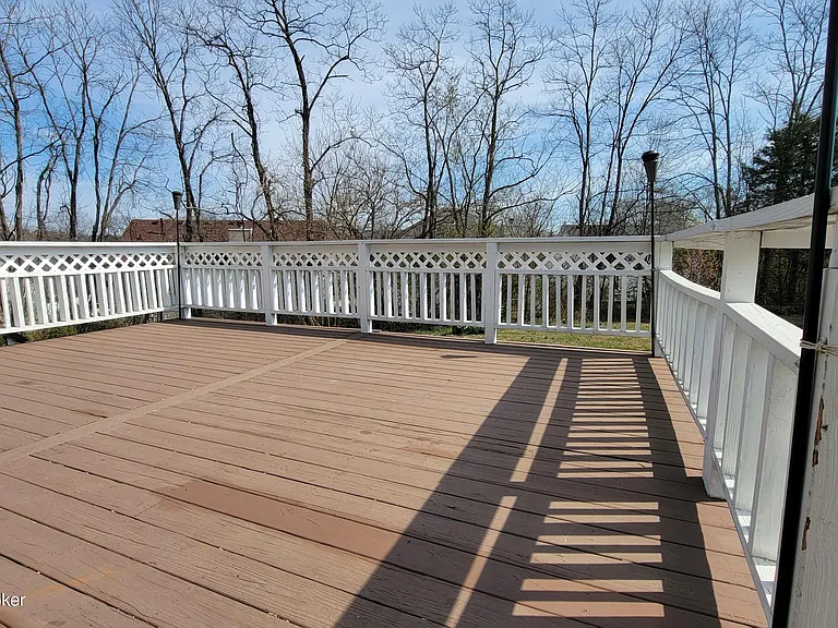 10313 Chimney Ridge Ct — Photo 33