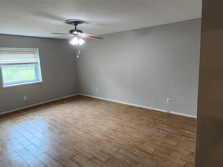 3411 Stoney Oak Dr — Photo 8