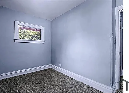 443 N Hinkley Ave — Photo 13