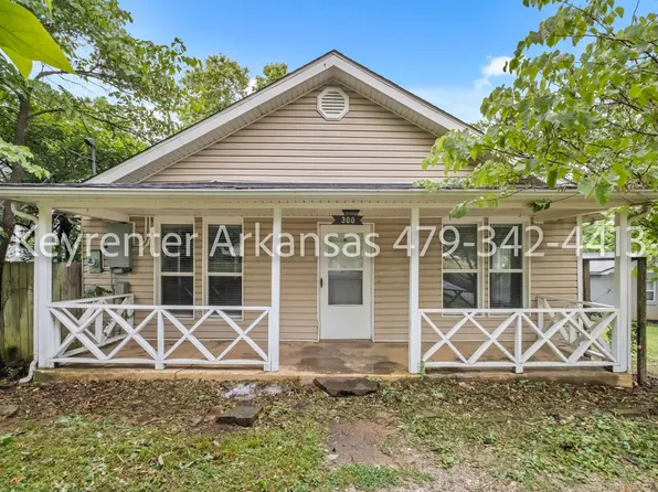 300 S Washington Ave, Fayetteville, AR 72701