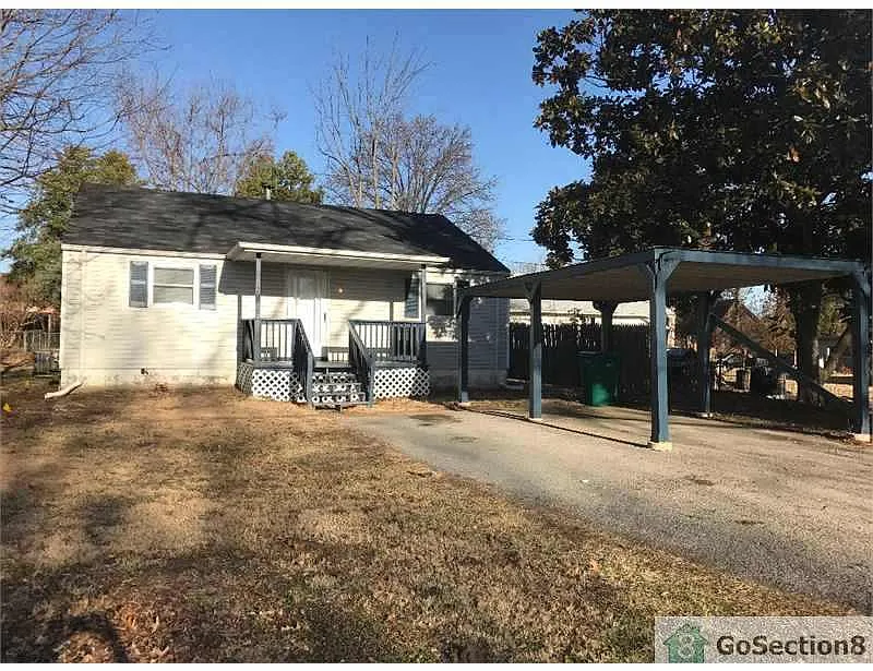 9824 Jeffrey Dr photo 1
