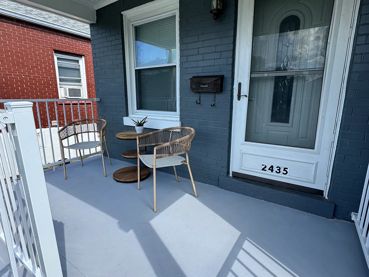 4 bed, 1728 sqft, $2,600 — Photo 3