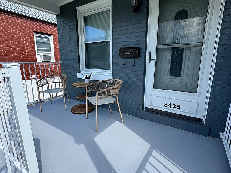 2435 Emil Ave — Photo 3