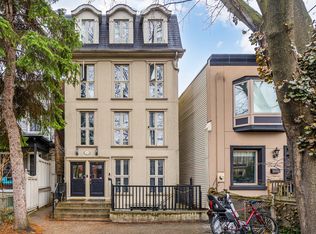 148 Borden St #E, Toronto, ON