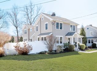 64 Middlesex Rd, Darien, CT 06820