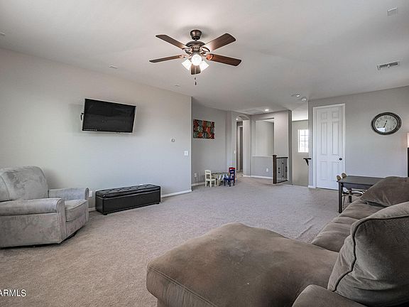5th image of 2552 E PLUM Street