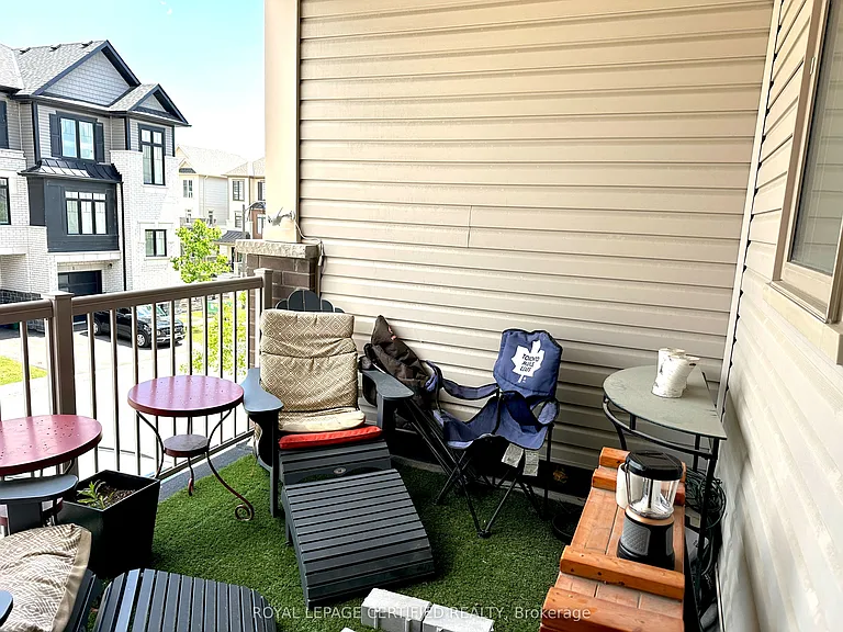 14 Ambereen Pl — Photo 10