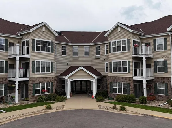 6801 Parkside Circle, Windsor, WI 53532