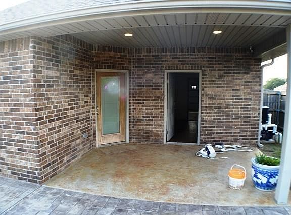 5th image of 1004 Morning Glory Ln
