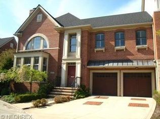 19875 Chagrin Blvd, Shaker Heights, OH 44122