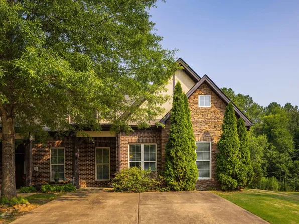 137 Singapore Cir, Birmingham, AL 35211