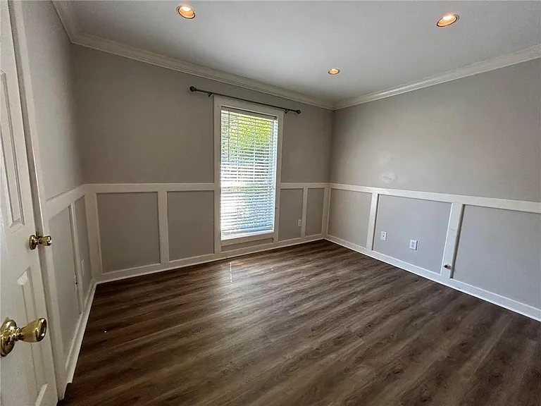 6626 Woodside Ct E — Photo 18
