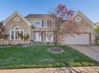 416 Arbor Meadow Ct, Ballwin, MO 63021