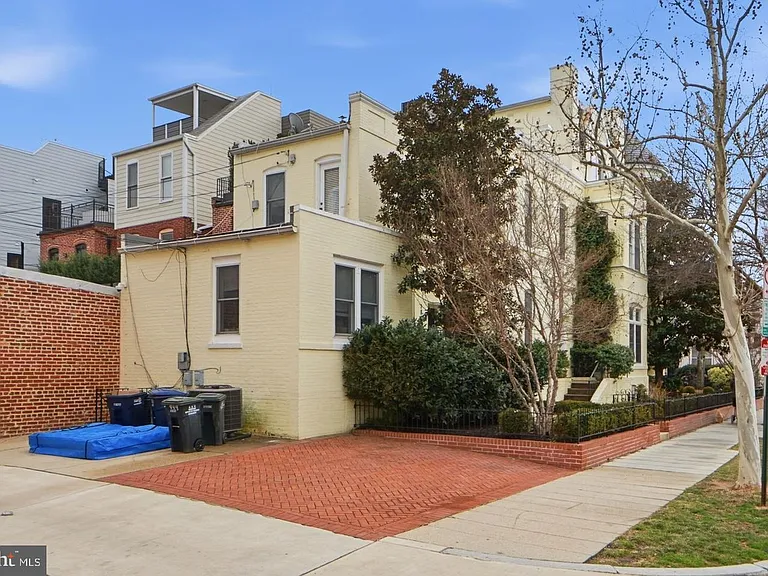 949 S St NW — Photo 42