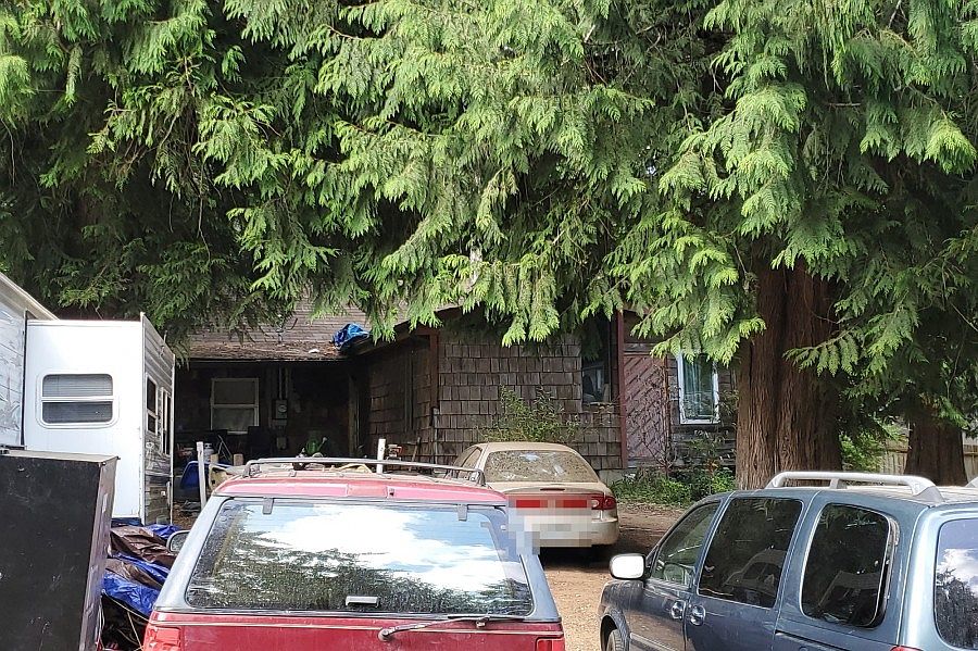 1st image of 31 E Fir Pl