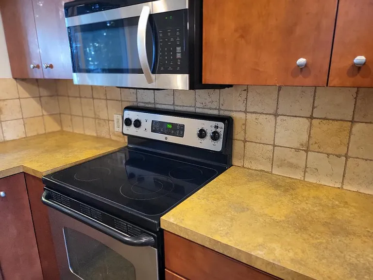 2417 Purdue Cir — Photo 13