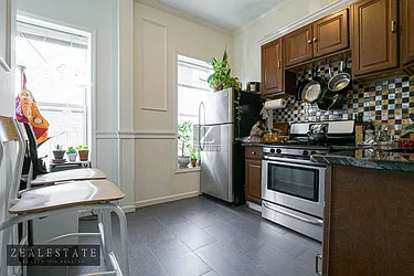 Rented by ZealEstate Group Inc