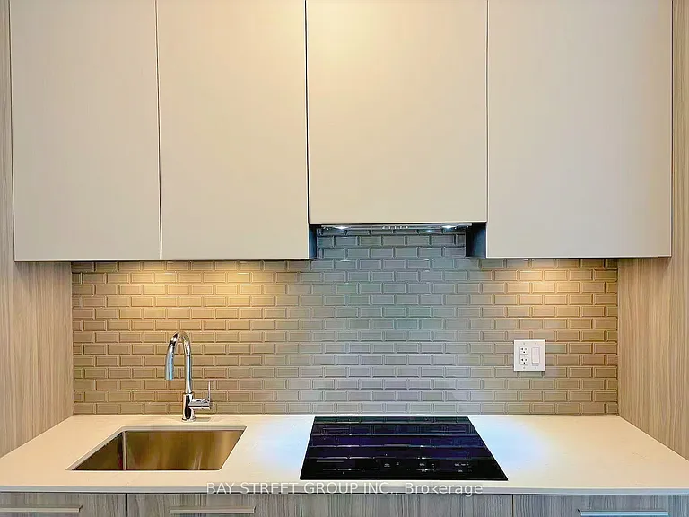 65 Broadway Ave #2502 — Photo 5