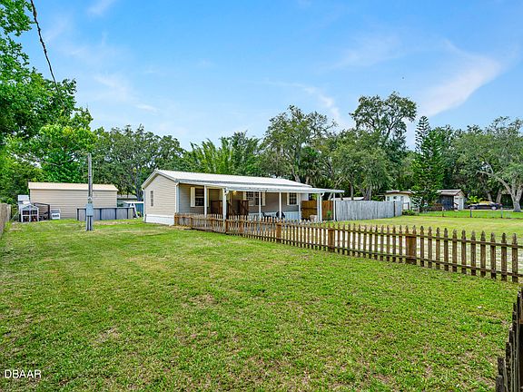 4th image of 308 N Janice Ln