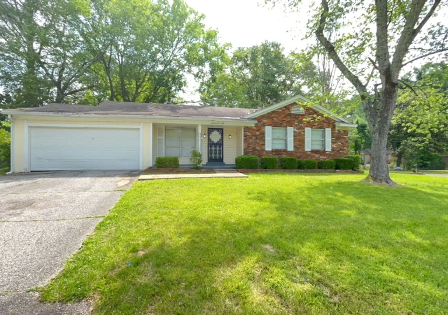 3450 Glenshaw Dr. — Photo 1