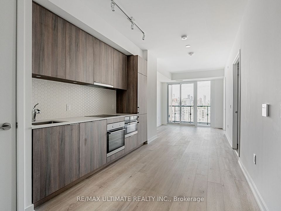 1st image of 158 Front St E #1211
