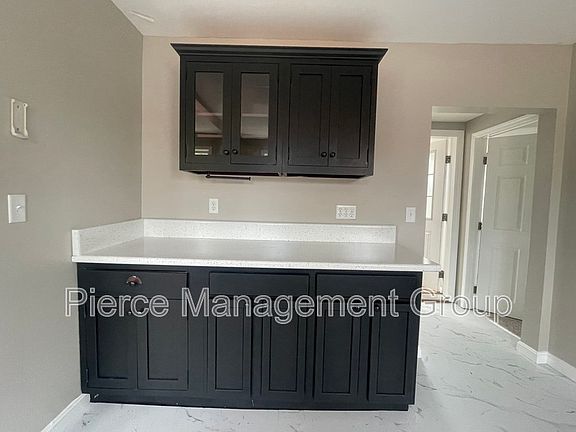3rd image of 15 Franklin St #4