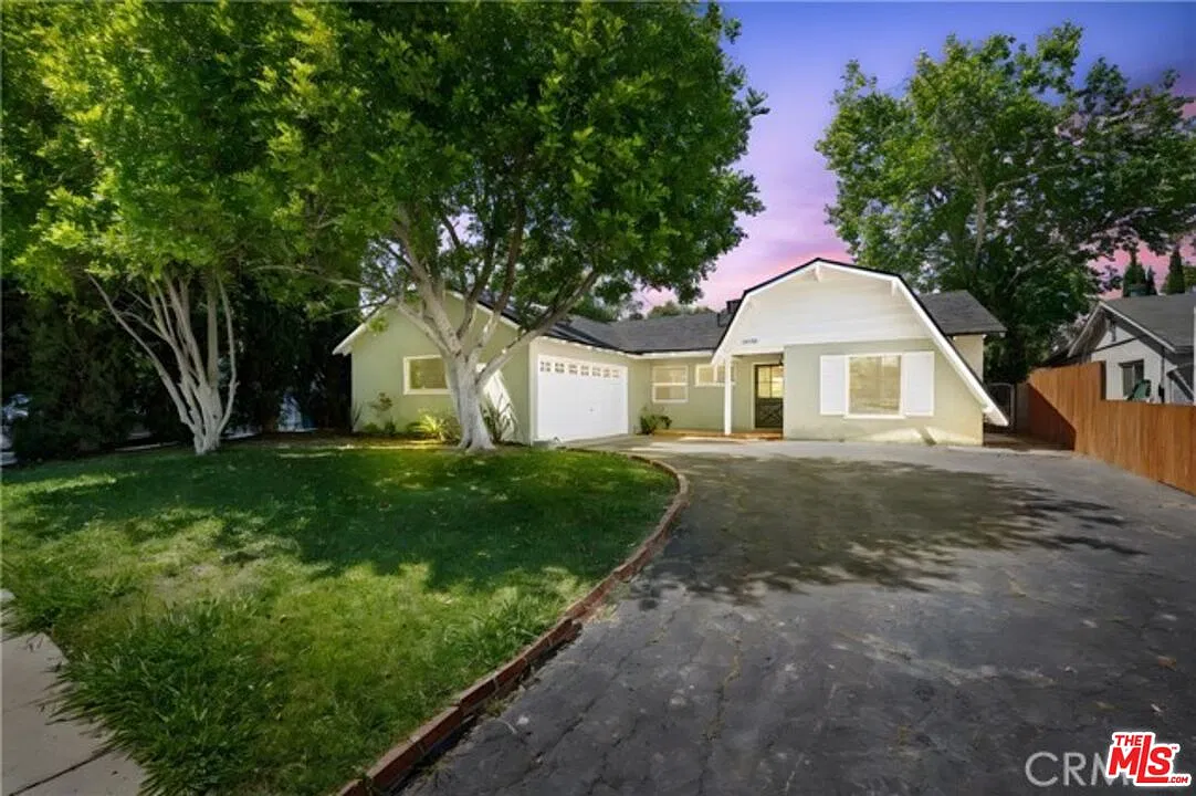 4 bed, 3.0 bath, 1870 sqft, $5,300 — Photo 1